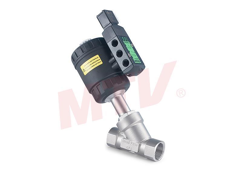 Válvula de asiento de ángulo roscado con actuador elástico serie 105 con válvula solenoide